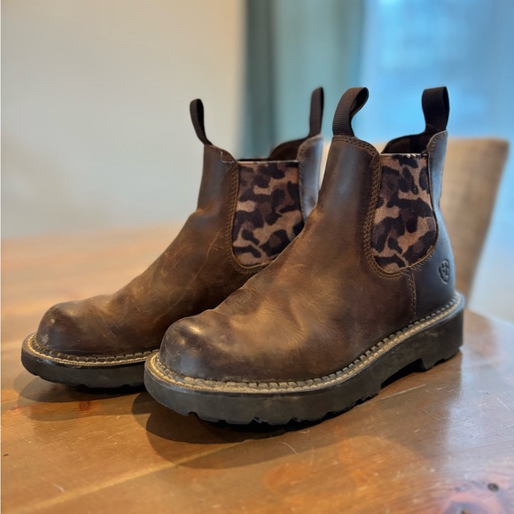 Ariat Fatbaby Chelsea Boot - Picture 5 of 9